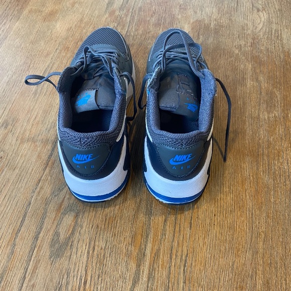 Boys Nike Air Max sneakers - Picture 3 of 5